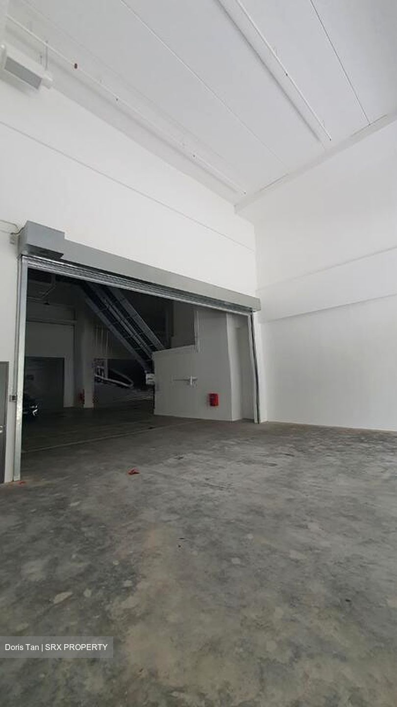 REVV (D22), Factory #567599371